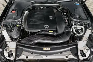 Mercedes-Benz  21