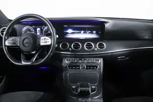 Mercedes-Benz  7
