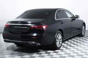 Mercedes-Benz  4