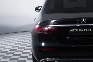 Mercedes-Benz  7