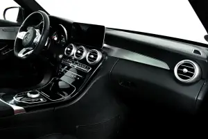 Mercedes-Benz  8