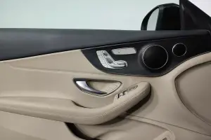 Mercedes-Benz  11