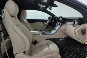 Mercedes-Benz  7