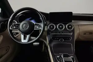 Mercedes-Benz  8