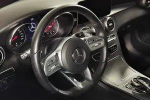 Mercedes-Benz  9