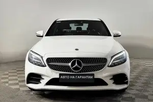 Mercedes-Benz  21
