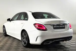 Mercedes-Benz  19