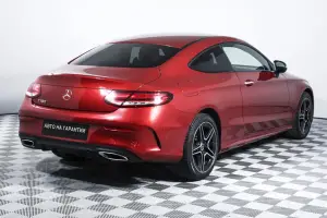 Mercedes-Benz  4