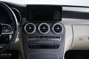 Mercedes-Benz  9