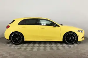 Mercedes-Benz  4