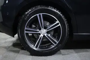 Mercedes-Benz  6