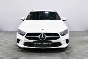 Mercedes-Benz  2