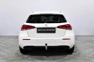 Mercedes-Benz  4