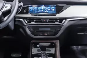 Changan  6