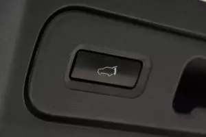 Mazda  9