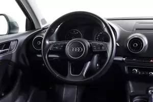 Audi  13