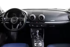 Audi  9