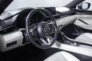 Mazda  10