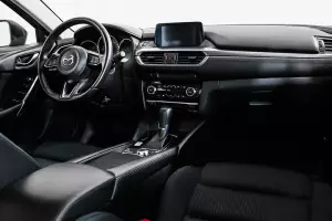 Mazda  8