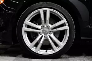 Audi  7