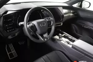 Lexus  11