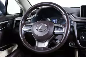 Lexus  14