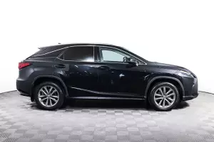 Lexus  3