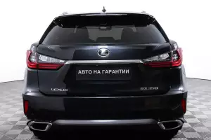 Lexus  5