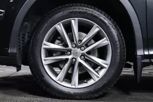 Lexus  9