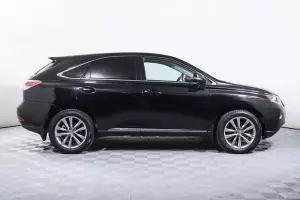Lexus  3
