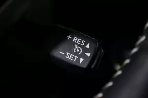 Lexus  4