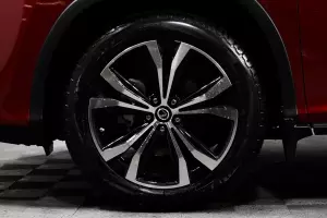 Lexus  7