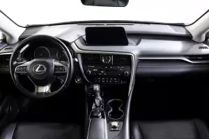 Lexus  12
