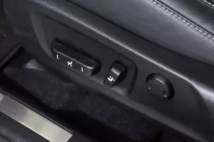 Lexus  6