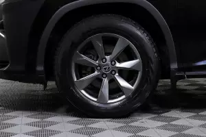 Lexus  14