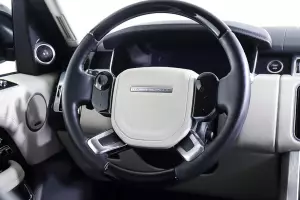 Land Rover  16