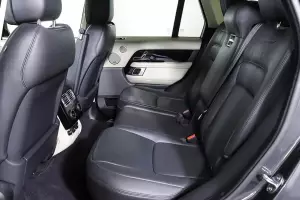 Land Rover  2