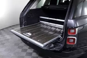 Land Rover  23