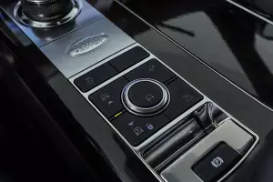 Land Rover  15