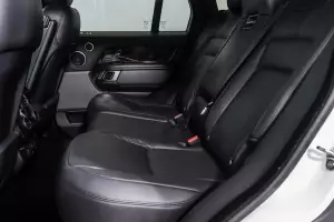 Land Rover  2