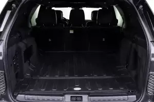 Land Rover  19