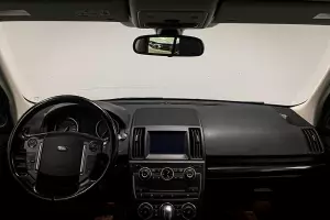 Land Rover  9