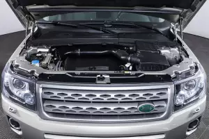 Land Rover  7