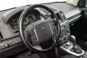 Land Rover  12