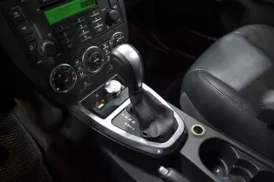 Land Rover  10