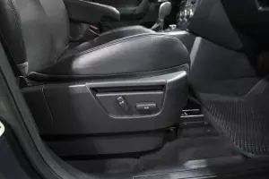 Land Rover  14