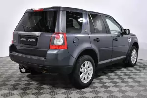 Land Rover  3