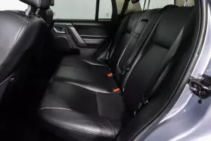 Land Rover  16