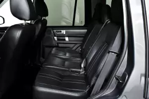 Land Rover  10