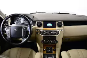 Land Rover  6